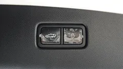 2023 Genesis GV70 2.5T Gasoline AWD, белый — фото 17