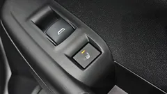 2023 ChevroletGMDaewoo Trailblazer 1.3 Turbo 2WD, белый — фото 17