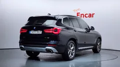2022 BMW X3 xDrive 20i, чёрный — фото 2
