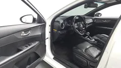 2021 Kia K3 Prestige, белый — фото 10