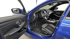 2021 BMW 3-Series 320d Touring M Sport, синий — фото 10