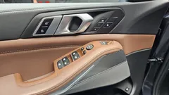 2022 BMW X5 xDrive 45e M Sport — фото 17