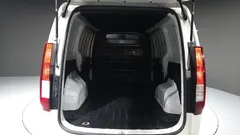 2022 Hyundai Staria Cargo 3-Seater — фото 20