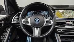 2023 BMW X5 xDrive 45e M Sport, белый — фото 17