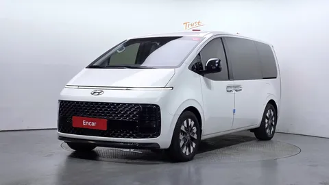 2022 Hyundai Staria L3.5 Lounge 9-Seater