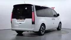 2022 Hyundai Staria L3.5 Lounge 9-Seater — фото 2