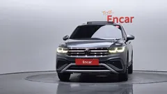 2023 Volkswagen Tiguan 2.0 TSI Prestige — фото 3