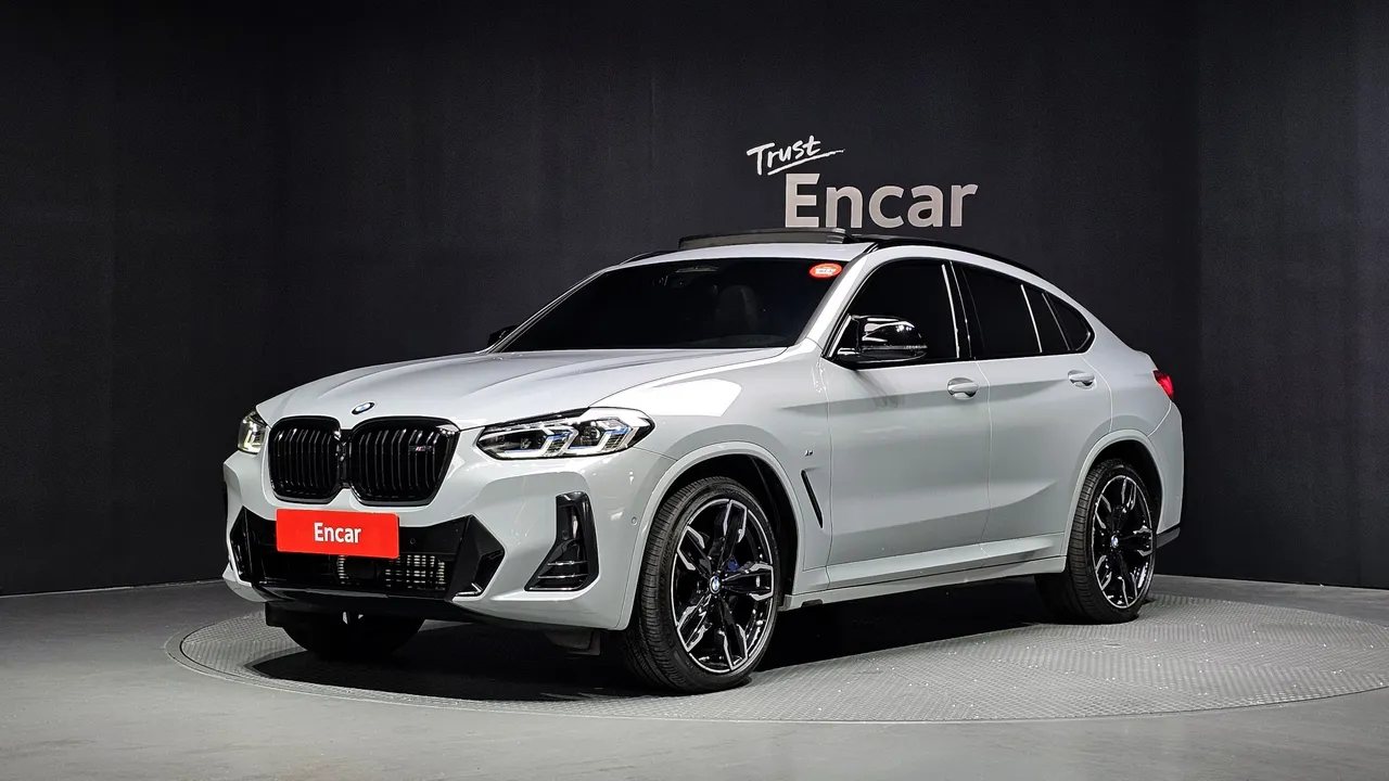 2022 BMW X4 xDrive M40i