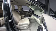 2022 Kia Carnival Diesel 7-Seater Hi-Limousine — фото 10