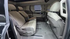 2022 Kia Carnival Diesel 7-Seater Hi-Limousine — фото 19