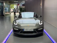 2023 Porsche 911 Carrera 4 GTS Cabriolet — фото 11