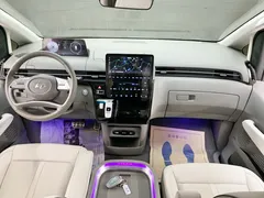 2022 Hyundai Staria 4WD Lounge 9-Seater — фото 14