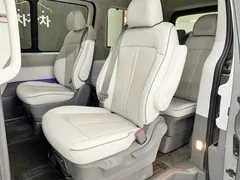 2022 Hyundai Staria 4WD Lounge 9-Seater — фото 15