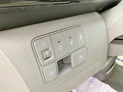 2022 Hyundai Staria 4WD Lounge 9-Seater — фото 20