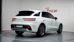 2023 Genesis GV70 2.5T Gasoline 2WD, белый — фото 2