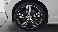2022 Volvo S60 B5 Inscription, белый — фото 5