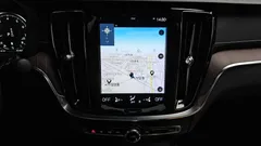 2022 Volvo S60 B5 Inscription, белый — фото 14