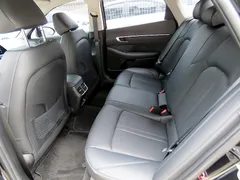 2023 Hyundai Sonata 2.0 — фото 6