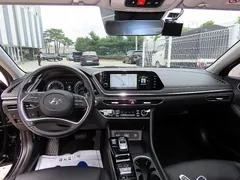 2023 Hyundai Sonata 2.0 — фото 14