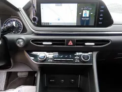 2023 Hyundai Sonata 2.0 — фото 17