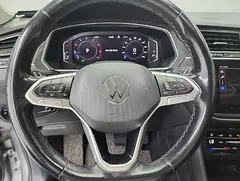 2022 Volkswagen Tiguan 2.0 TSI Prestige — фото 9