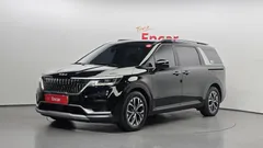 2023 Kia Carnival Diesel 9-Seater Prestige — фото 1
