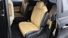 2023 Kia Carnival Diesel 9-Seater Prestige — фото 11
