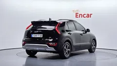 2022 Kia Niro Trendy — фото 2