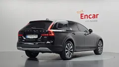 2024 Volvo V90 B5 Ultimate AWD, чёрный — фото 2
