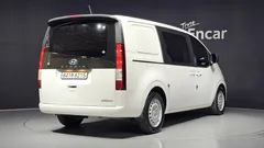 2022 Hyundai Staria Cargo 5-Seater — фото 2