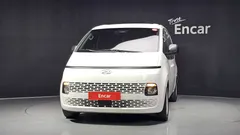 2022 Hyundai Staria Cargo 5-Seater — фото 3