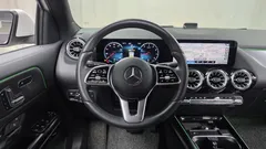 2021 Mercedes-Benz GLA-Class GLA220, белый — фото 13