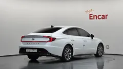 2022 Hyundai Sonata 2.0, белый — фото 2