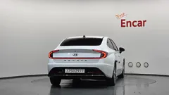 2022 Hyundai Sonata 2.0, белый — фото 4