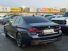 2022 BMW 5-Series 530i M Sport Package — фото 2