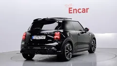 2023 Mini Cooper JCW Pat Moss Edition — фото 3
