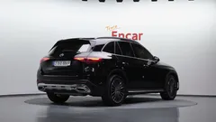 2023 Mercedes-Benz GLC-Class GLC300 4MATIC AMG Line, чёрный — фото 2