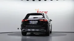 2023 Mercedes-Benz GLC-Class GLC300 4MATIC AMG Line, чёрный — фото 4