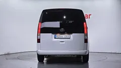 2022 Hyundai Staria Cargo 5-Seater — фото 4