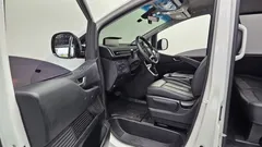 2022 Hyundai Staria Cargo 5-Seater — фото 10