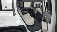 2023 Land Rover Defender 110 D300 HSE — фото 11