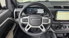 2023 Land Rover Defender 110 D300 HSE — фото 15
