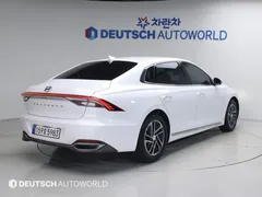 2022 Hyundai Grandeur 3.0 LPi Rent Car — фото 2