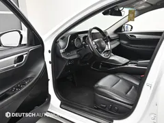 2022 Hyundai Grandeur 3.0 LPi Rent Car — фото 15