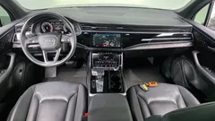 2021 Audi Q7 45 TDI Quattro Premium, серо-серебристый — фото 7
