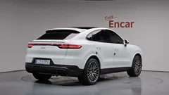 2022 Porsche Cayenne 3.0 Coupe — фото 2