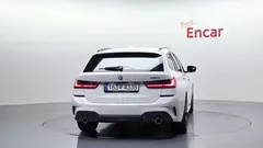 2022 BMW 3-Series 320i Touring M Sports — фото 4
