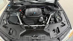 2023 BMW 5-Series 523d M Sport — фото 6