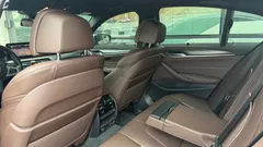 2023 BMW 5-Series 523d M Sport — фото 15