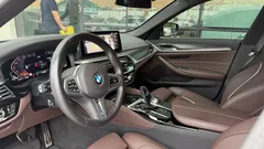 2023 BMW 5-Series 523d M Sport — фото 17